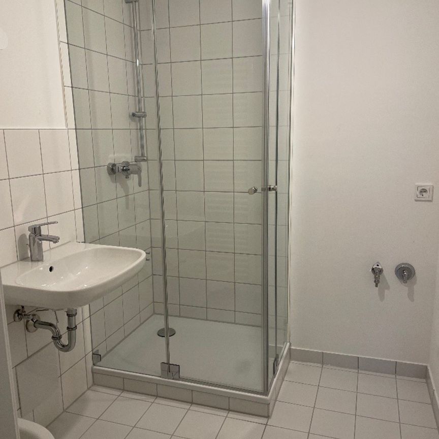 Mietwohnung in München - * Einziehen und Wohlfühlen*Modernisierte 1-Zimmer Whg* - Foto 2