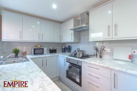 1 bedroom in a house share to rent - Photo 3