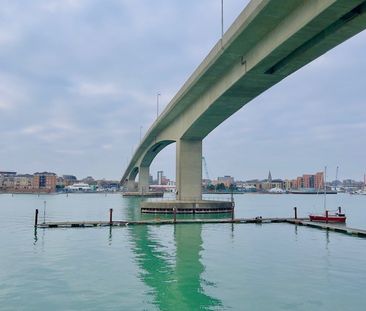 2 bedroom house to rent Butts Road, Southampton, SO19 - Photo 3