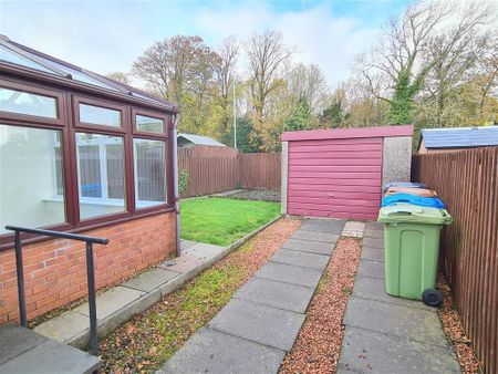 3 bedroom semi-detached house to rent - Photo 5