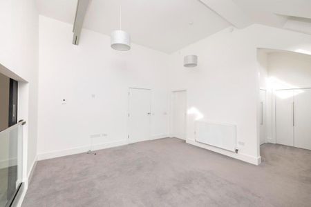 3 bedroom flat to rent - Photo 5