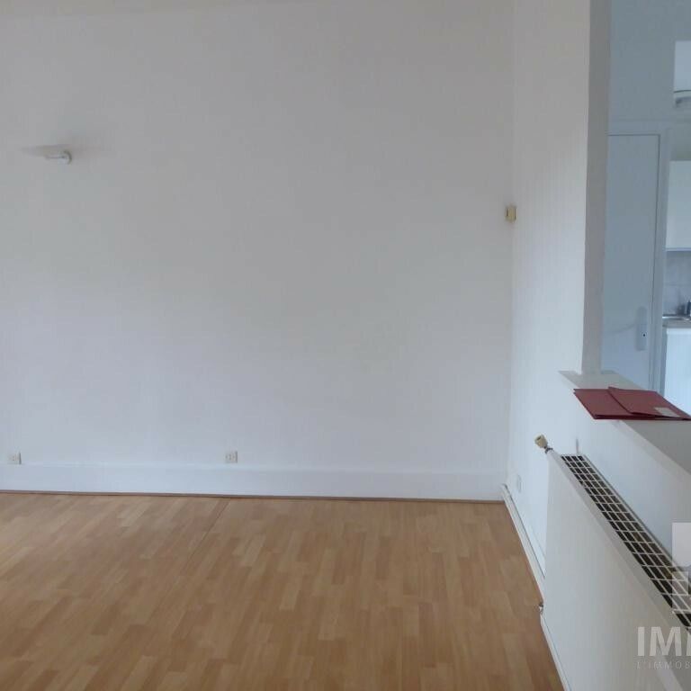 Location Appartement 1 pièce 49m² CAHORS 46000 - Photo 1