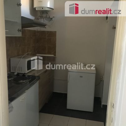 Pronájem bytu 1+1 26 m², Andrštova 1078, Praha - Фото 1