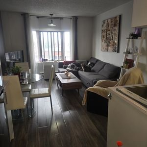 STUDIO À SOUS LOUER (JUIN 2026) - Photo 3