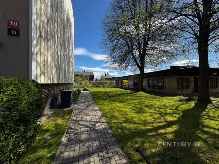 Prostorný byt 2+1/B, zahrada, Čerchovská ul. - Fotografie 5