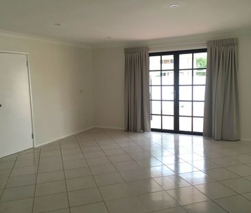 Stunning Home in Paradise Point - Photo 1