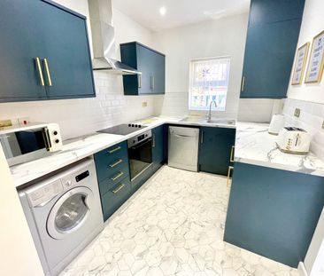 4 Bed Flat, Pomona Street, L3 - Photo 1