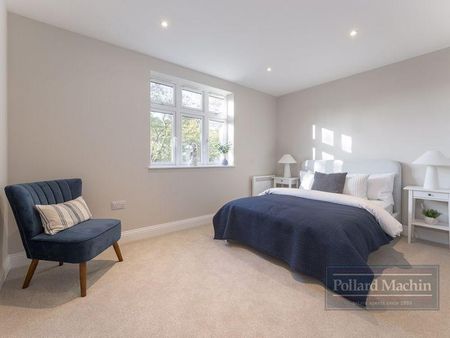 4 bedroom terraced house to rent - Photo 4