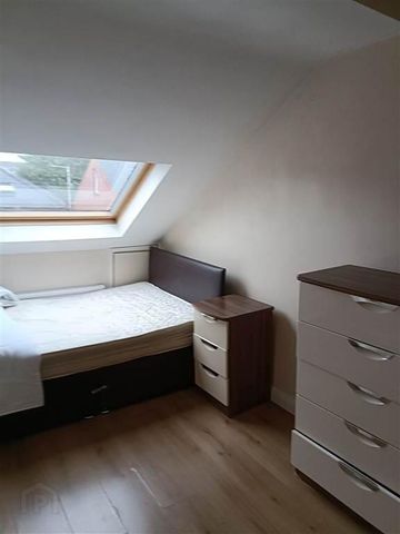 Flat 4, 78 Fitzroy Avenue, Belfast, BT7 1HX - Photo 3