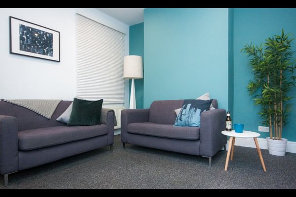 3 Bed Semi-Detached House, Haddon Street, M6 - Photo 1