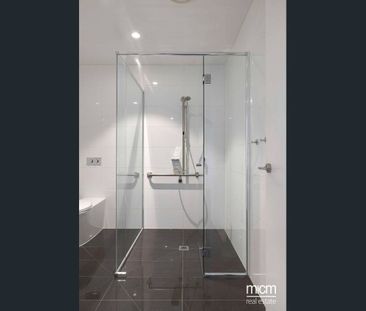 Furnished 1 Bedroom Apartment in the Heart of Southbank - Photo 1