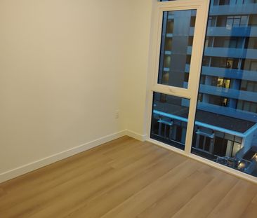 Century City. Brand New One Bedroom Plus Den - Photo 5