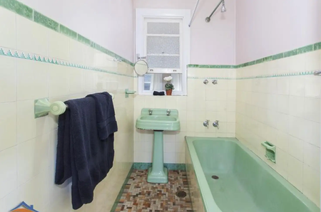 Central Location - Photo 3