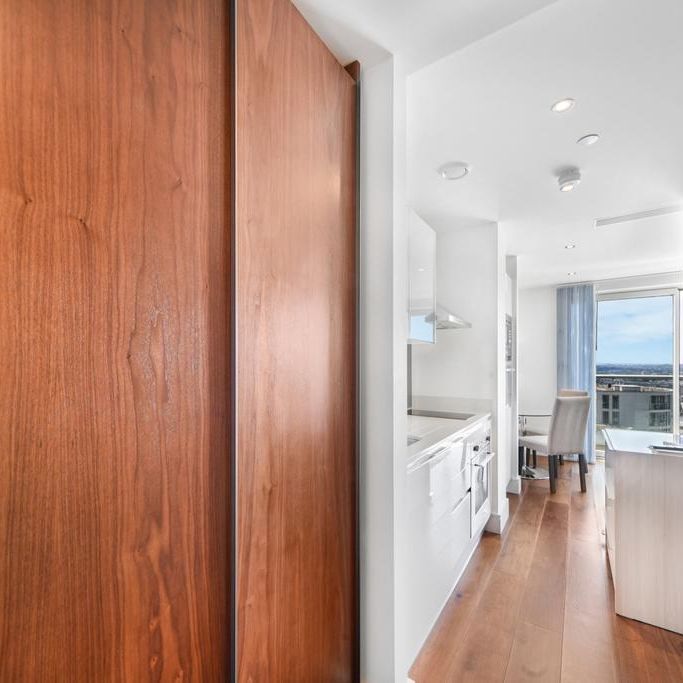Studio to rent - Photo 1