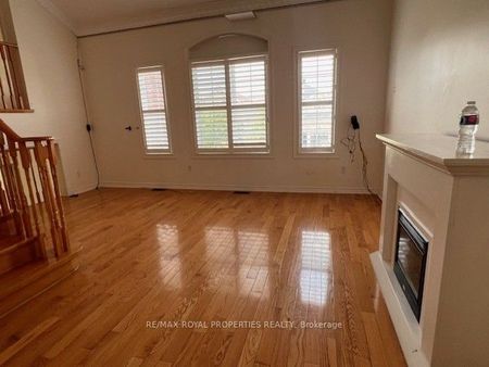 For Lease - 34 Westbrook Avenue, Brampton, Ontario - Photo 3