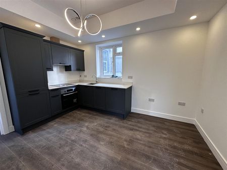 Ninian Road, Cardiff - Photo 5