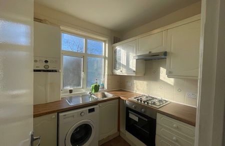 91 EASTFIELDS MITCHAM CR4 - Photo 4