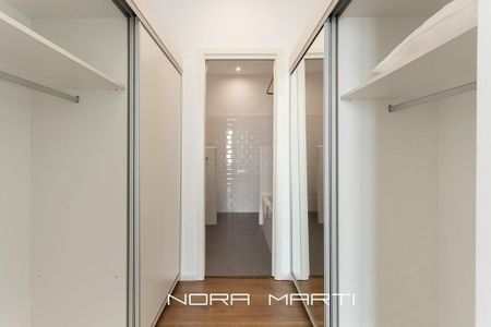 3 room luxury Flat for rent in Barcelona, Spain - Photo 5