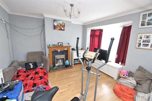 3 bedroom terraced house to rent - Photo 1