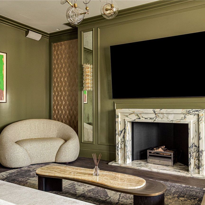 South Street, W1K - Photo 1