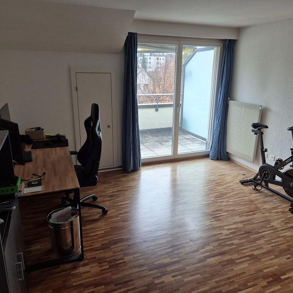 Attika-Wohnung im 2. OG - Photo 1