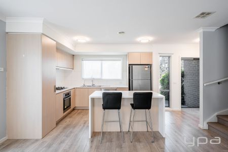 The Perfect Townhouse! - Photo 5