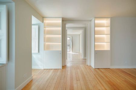 5 bedroom luxury Detached House for rent in Lisbon - Photo 2
