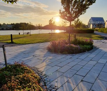 Östertälje Station Ångbåtsvägen, Södertälje - Photo 4