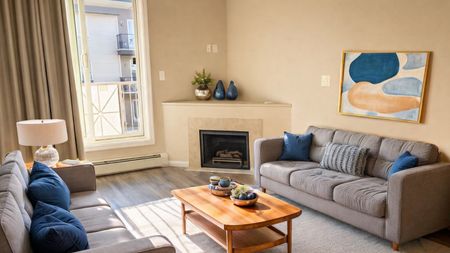 1 Bedroom Condo With Underground Parking | Heat & Water Included. - Photo 2