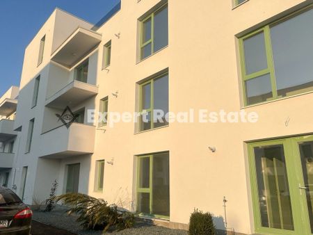 APARTAMENT 2 CAMERE - NOU-PARTER-BIROU-COSMETICA - Fotografie 3