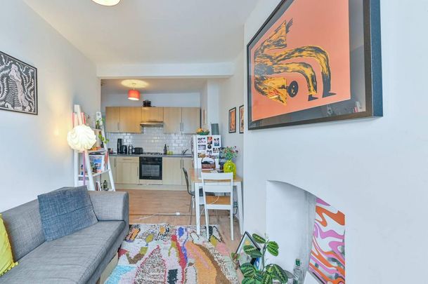 1 bedroom flat to rent - Photo 1