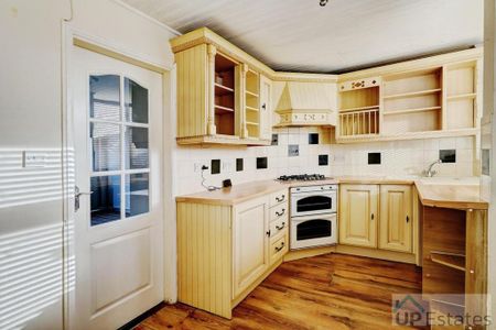 2 bedroom terraced house to rent - Photo 3