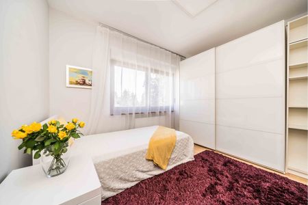 Duży dom z ogrodem na Smochowicach. - Photo 5