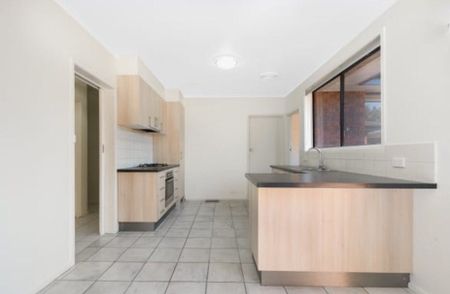 Oakleigh East - Photo 2