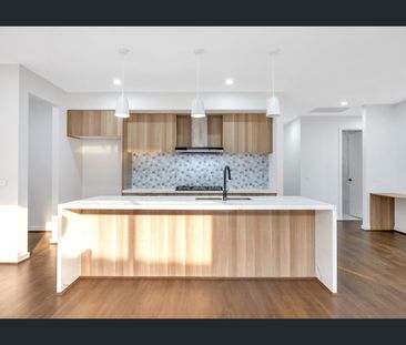 Comfortable & Contemporary Family Living in the Heart of Tarneit - Photo 6