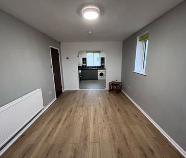 Brunswick Court, Duke Street, Swansea, SA1 4HZ - Photo 4