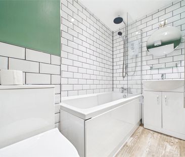 Church Road, Kelvedon, Colchester, Essex, CO5 9AS - Photo 1