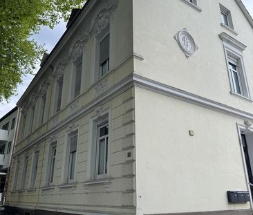 Helle Dachgeschosswohnung mit 3 Zimmer und Gartennutzung - zentrums... - Photo 1