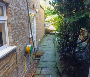 1 bedroom terraced house to rent - Photo 5