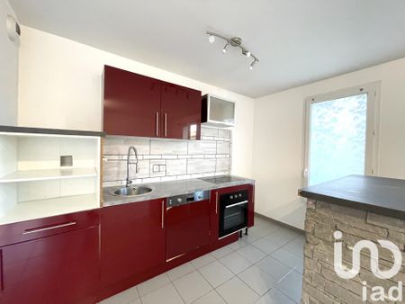 Appartement 4 pièces de 70 m² à Corbeil-Essonnes (91100) - Photo 2