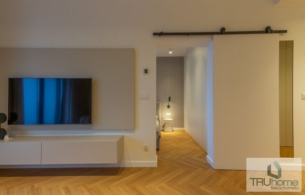 C.O. podłogowe, balkon, garaż | 1-sza Dzielnica - Zdjęcie 1