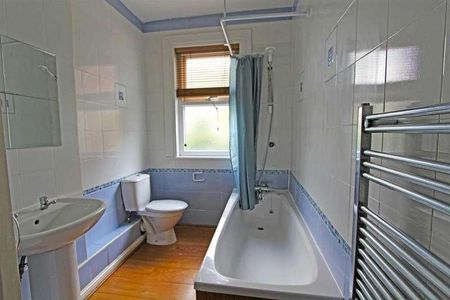 Christchurch Road, Southend On Sea, SS2 - Photo 5