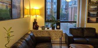 Renovated, 1 bedroom condo in Yaletown - Photo 2