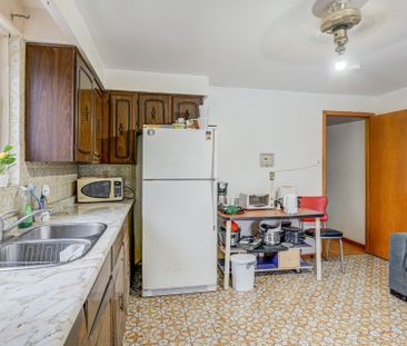 For Lease - 158 Hallam Street Unit# Main Rm 3, Toronto, Ontario - Photo 6