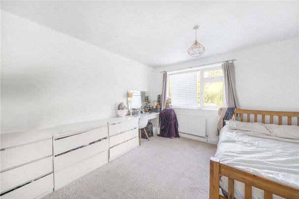 Mays Hill Road, Bromley, BR2 ground floor flat to rent - Photo 1