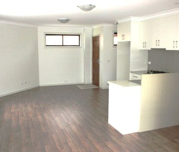 2/12 Elm Grove, Mckinnon - Photo 4