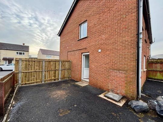 64 Silverstream Road, Belfast, BT14 8GG - Photo 1