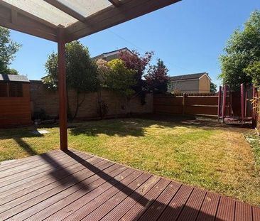 3 bedroom semi-detached house to rent - Photo 5