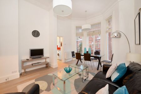 Draycott Place, Kensington and Chelsea, London, SW3 - Photo 3