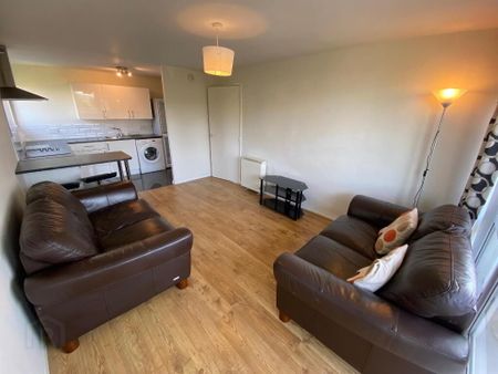 8d Ferndale House, Dunmurry, Belfast, BT17 9DB - Photo 2